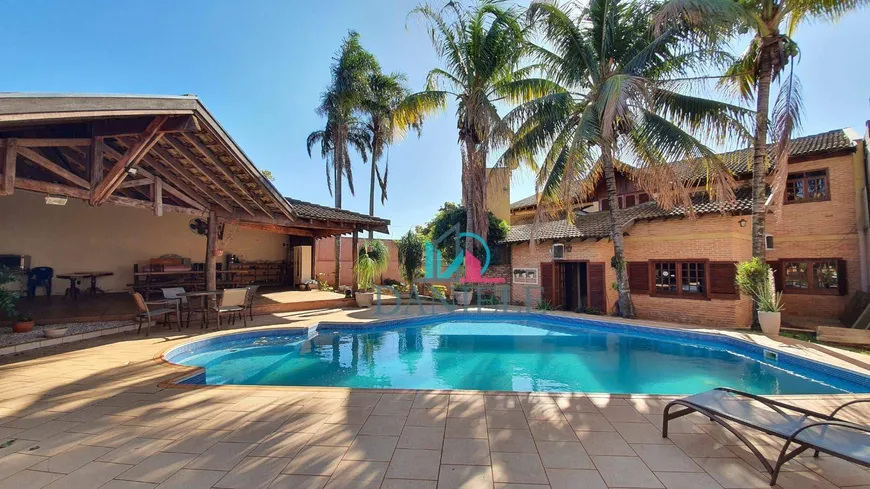 Foto 1 de Casa com 4 Quartos à venda, 488m² em Vila José Bonifácio, Araraquara
