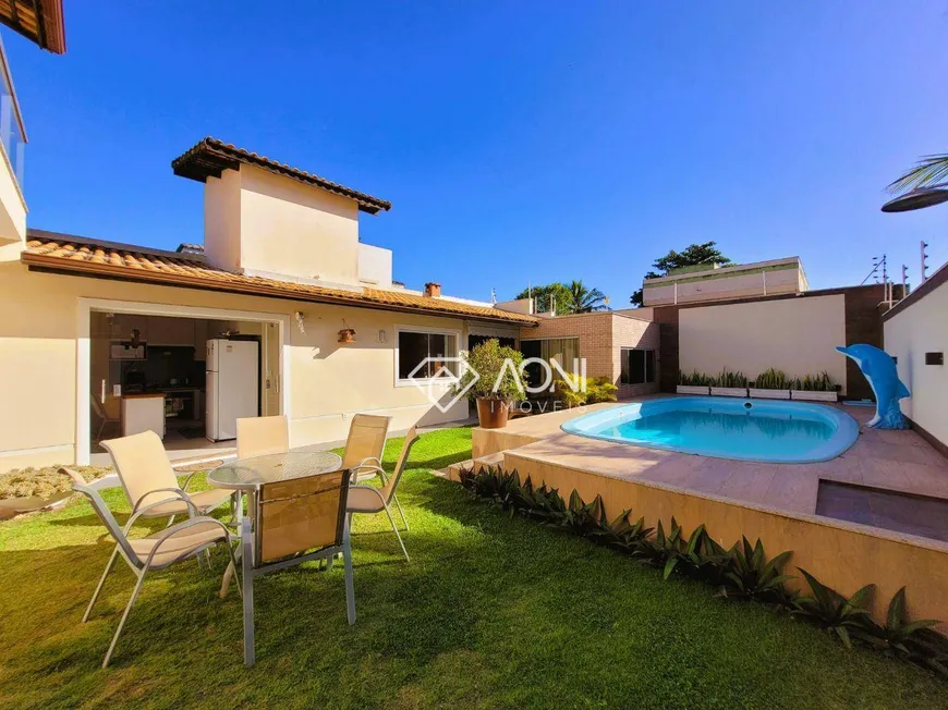 Foto 1 de Casa com 3 Quartos à venda, 264m² em Interlagos, Vila Velha