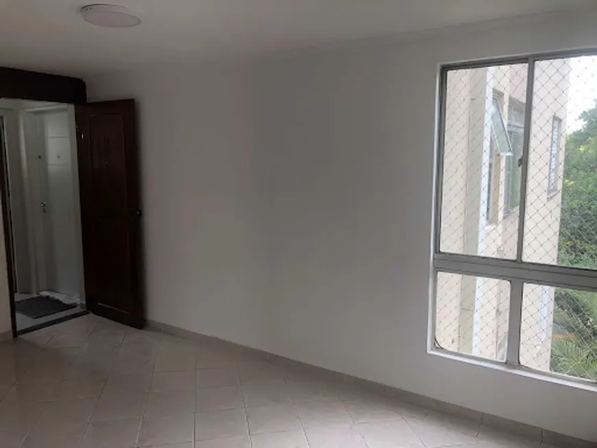 Foto 1 de Apartamento com 2 Quartos para alugar, 52m² em Jardim Felicidade, São Paulo