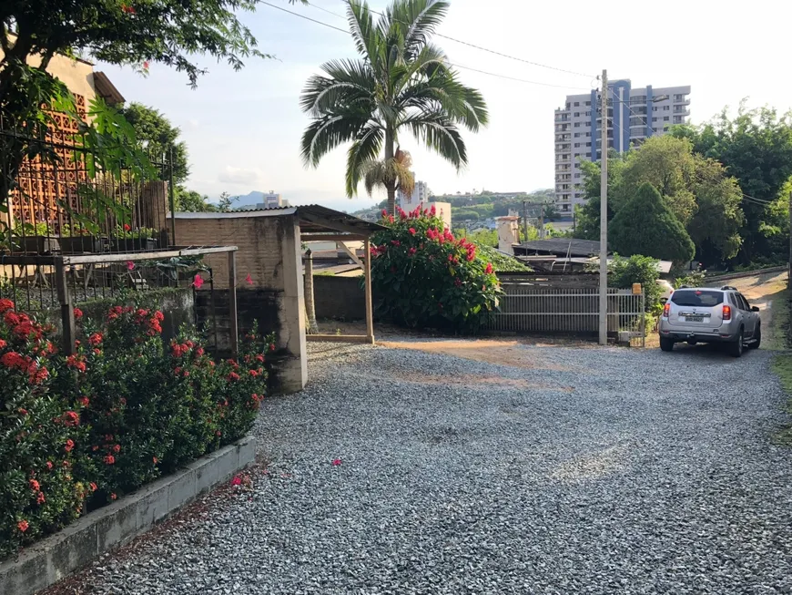 Foto 1 de Casa com 4 Quartos à venda, 100m² em Centro, Jaraguá do Sul