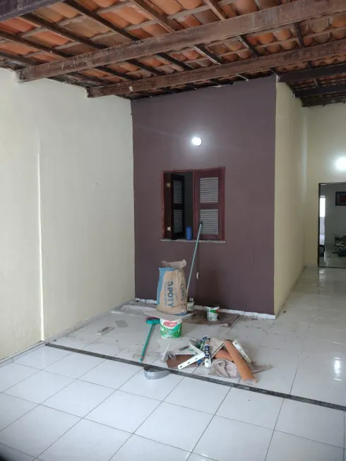 Foto 1 de Casa com 2 Quartos à venda, 90m² em Gereraú, Itaitinga