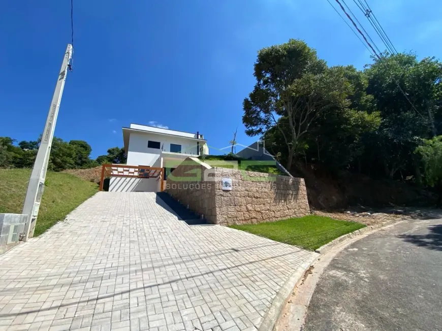 Foto 1 de Casa de Condomínio com 3 Quartos à venda, 210m² em Vila Omissolo, Louveira