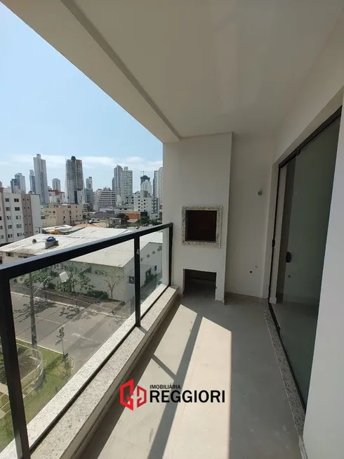 Foto 1 de Apartamento com 3 Quartos à venda, 81m² em Nacoes, Balneário Camboriú