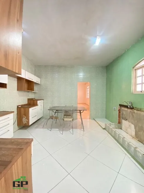 Foto 1 de Casa com 3 Quartos à venda, 300m² em  Vila Valqueire, Rio de Janeiro