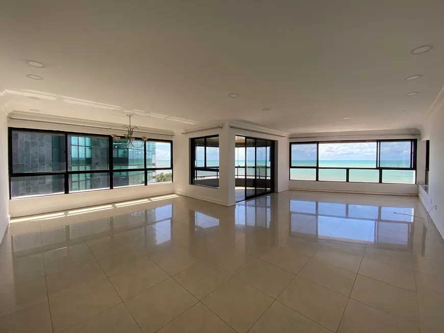 Foto 1 de Apartamento com 4 Quartos à venda, 220m² em Pina, Recife