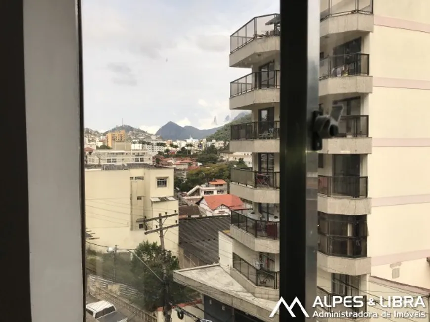 Foto 1 de Apartamento com 2 Quartos à venda, 60m² em Vale do Paraíso, Teresópolis