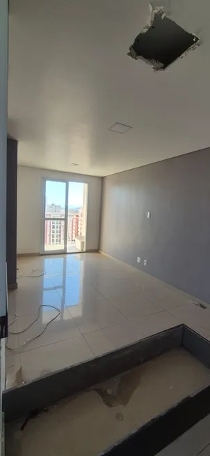 Foto 1 de Apartamento com 3 Quartos à venda, 63m² em Vila Santana, São Paulo