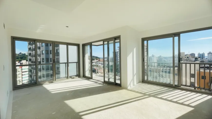 Foto 1 de Apartamento com 3 Quartos à venda, 105m² em Menino Deus, Porto Alegre