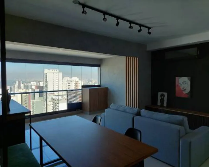 Foto 1 de Apartamento com 1 Quarto à venda, 73m² em Cerqueira César, São Paulo