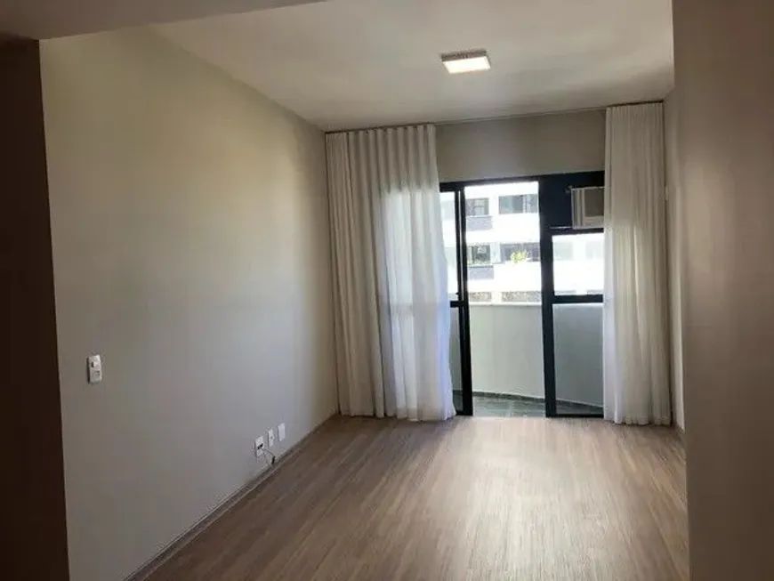 Foto 1 de Apartamento com 2 Quartos à venda, 70m² em Barra da Tijuca, Rio de Janeiro