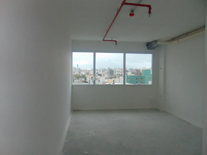 Foto 1 de Sala Comercial para alugar, 30m² em Santana, Porto Alegre