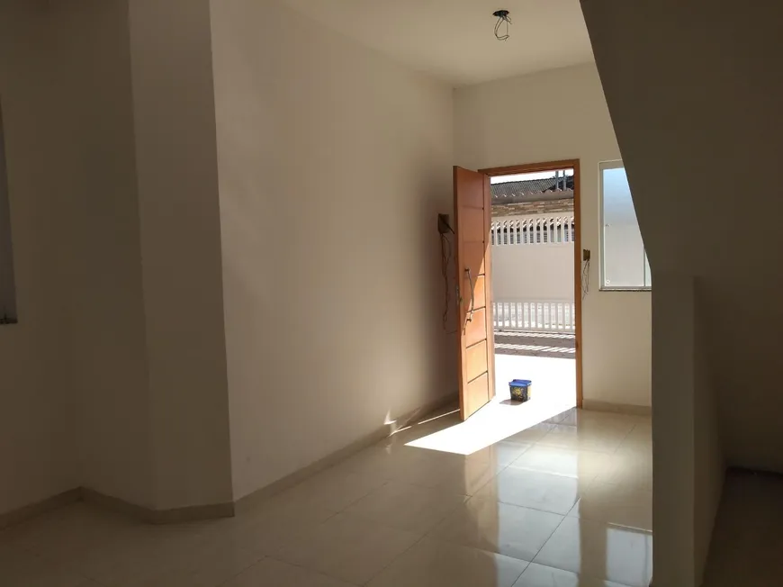 Foto 1 de Casa de Condomínio com 2 Quartos à venda, 74m² em Nova Mirim, Praia Grande