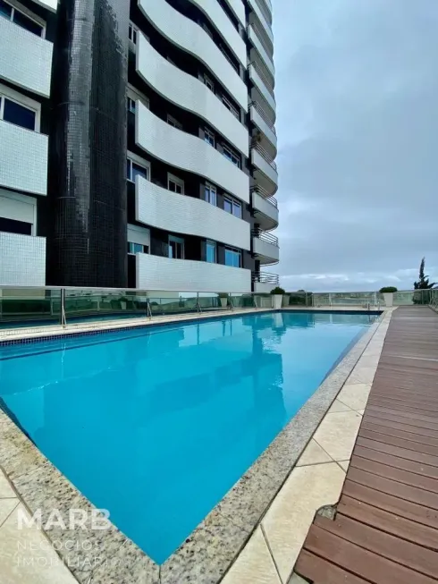 Foto 1 de Apartamento com 4 Quartos à venda, 211m² em Agronômica, Florianópolis