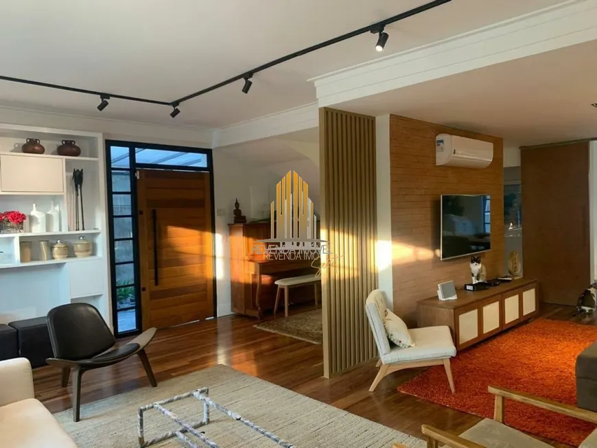 Foto 1 de Casa com 3 Quartos à venda, 260m² em Planalto Paulista, São Paulo