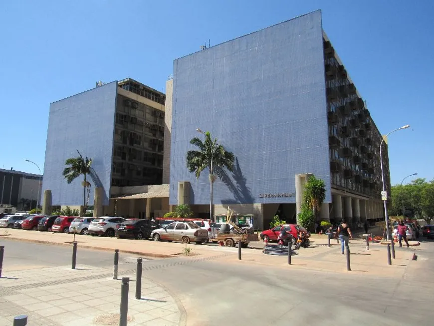 Foto 1 de Sala Comercial com 1 Quarto à venda, 55m² em Asa Sul, Brasília