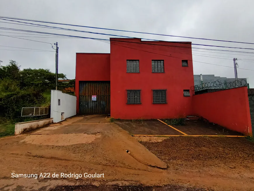 Foto 1 de Galpão/Depósito/Armazém com 1 Quarto para alugar, 360m² em Vale do Sol, Nova Lima