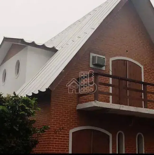 Foto 1 de Casa de Condomínio com 3 Quartos à venda, 250m² em Badu, Niterói