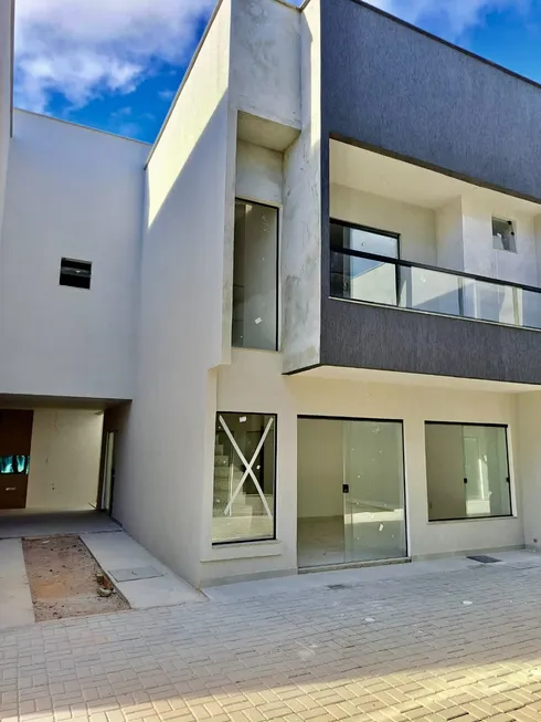 Foto 1 de Casa de Condomínio com 4 Quartos à venda, 152m² em Buraquinho, Lauro de Freitas