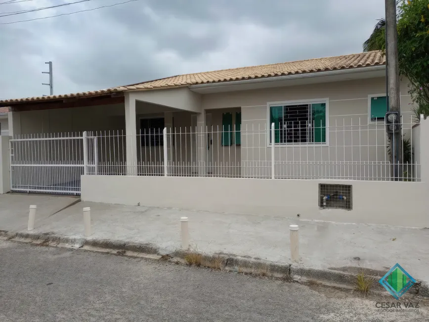 Foto 1 de Casa com 3 Quartos à venda, 100m² em Madri, Palhoça