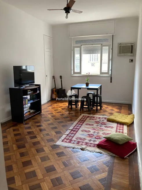 Foto 1 de Apartamento com 3 Quartos à venda, 75m² em Botafogo, Rio de Janeiro