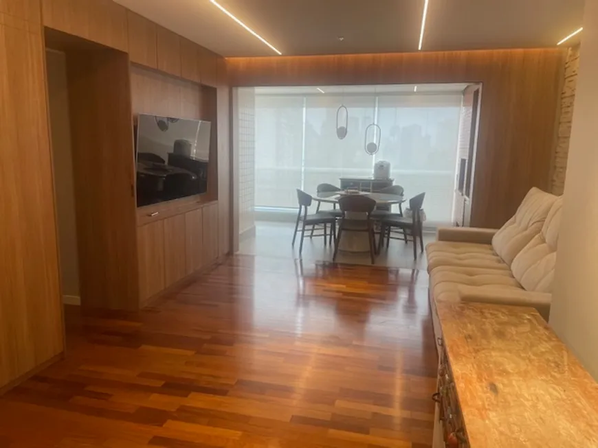 Foto 1 de Apartamento com 3 Quartos à venda, 116m² em Cidade Monções, São Paulo