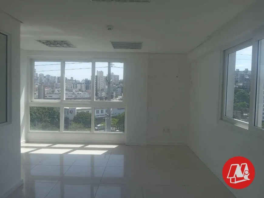 Foto 1 de Sala Comercial para alugar, 100m² em Santana, Porto Alegre