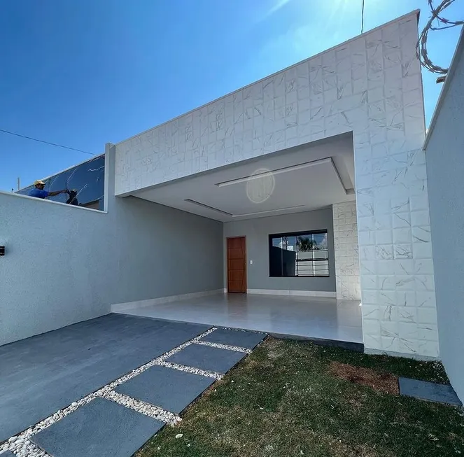 Foto 1 de Casa com 3 Quartos à venda, 115m² em SIM, Feira de Santana