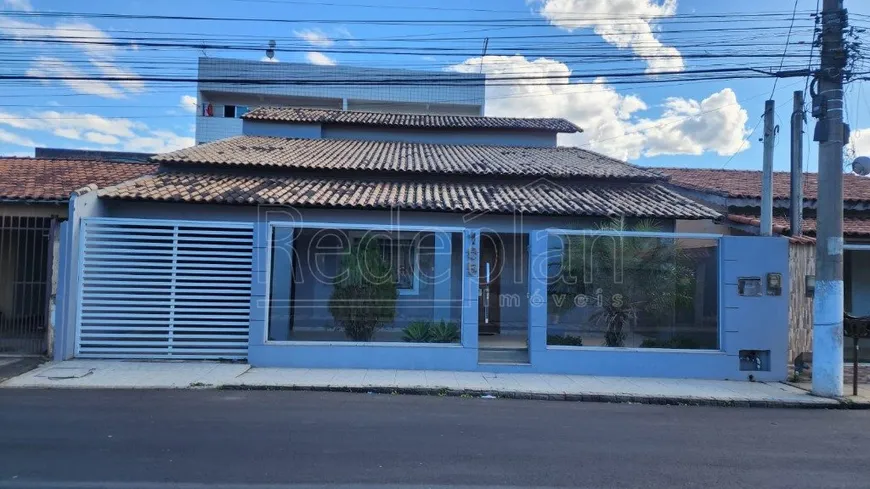 Foto 1 de Casa com 5 Quartos à venda, 185m² em Colônia Santo Antônio, Barra Mansa