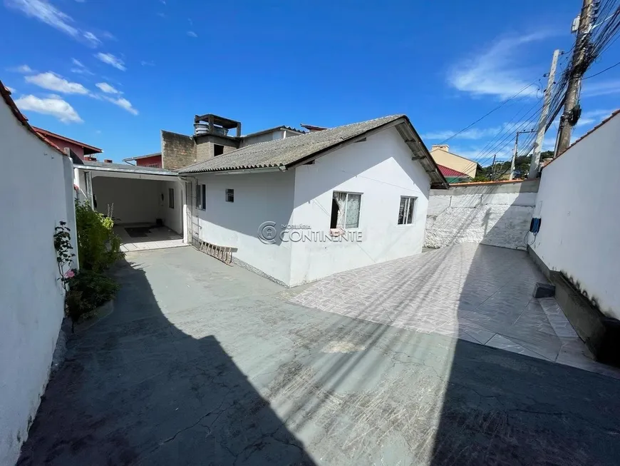 Foto 1 de Casa com 4 Quartos à venda, 113m² em Abraão, Florianópolis