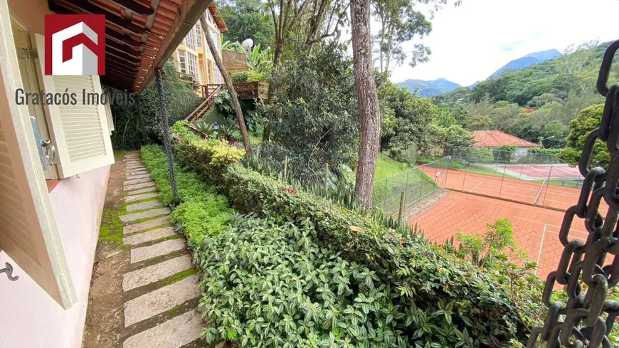 Foto 1 de Casa de Condomínio com 2 Quartos à venda, 80m² em Itaipava, Petrópolis