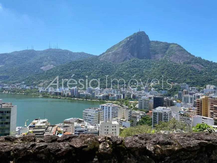 Foto 1 de Cobertura com 5 Quartos à venda, 231m² em Lagoa, Rio de Janeiro