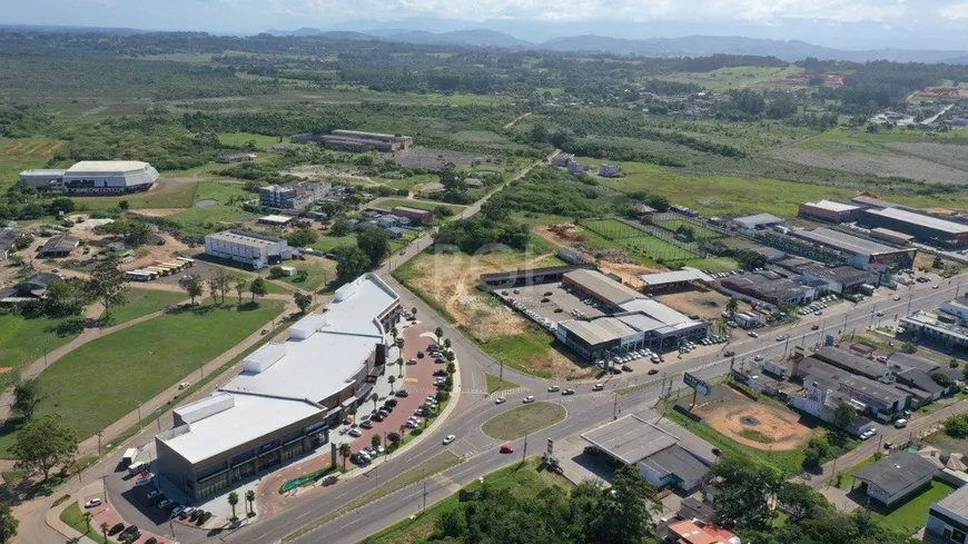 Foto 1 de Galpão/Depósito/Armazém à venda, 13500m² em , Torres