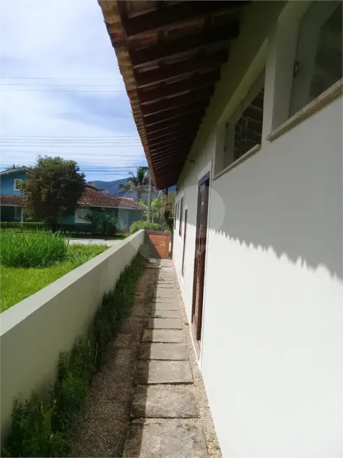 Foto 1 de Sobrado com 3 Quartos à venda, 190m² em Horto Florestal, Ubatuba