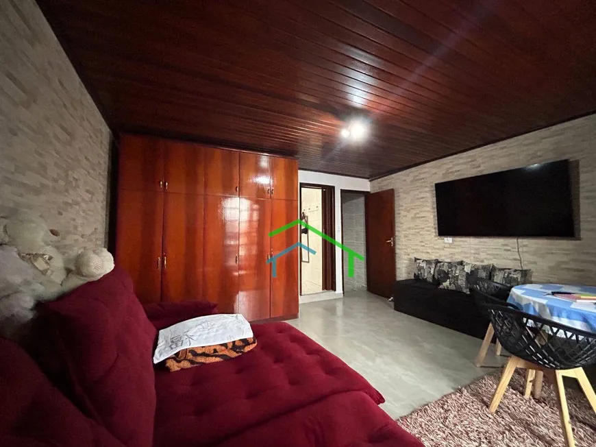 Foto 1 de Casa com 2 Quartos à venda, 175m² em Vila Dirce, Carapicuíba