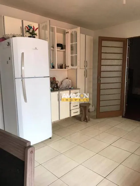 Foto 1 de Casa com 2 Quartos à venda, 110m² em Parque Senhor do Bonfim, Taubaté