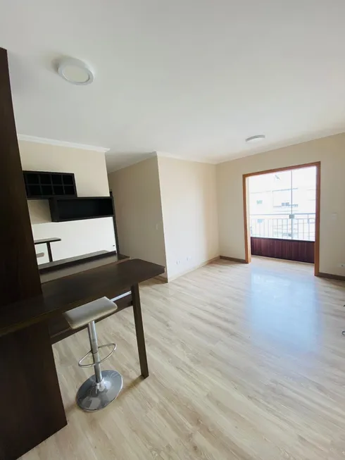 Foto 1 de Apartamento com 2 Quartos à venda, 54m² em Jardim Caiapia, Cotia