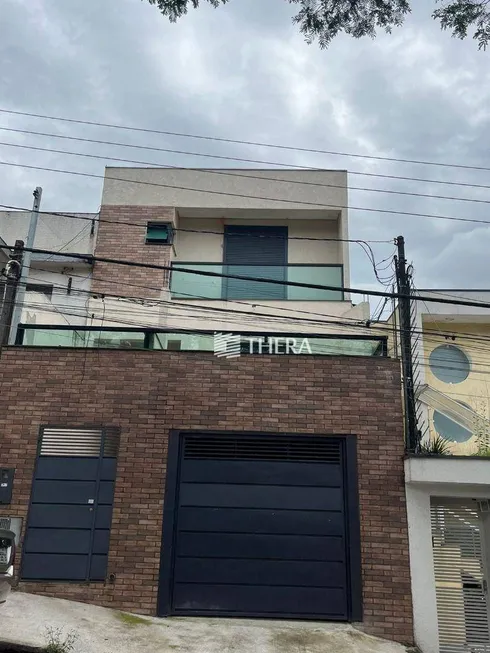 Foto 1 de Sobrado com 3 Quartos para venda ou aluguel, 175m² em Campestre, Santo André