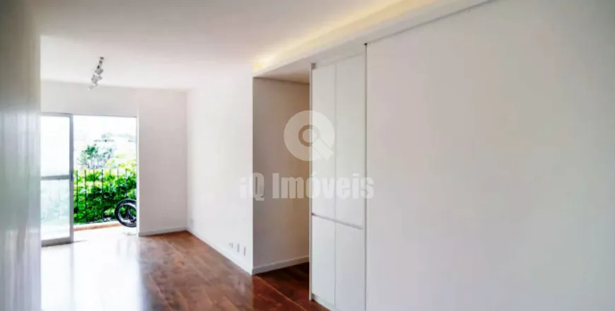 Foto 1 de Apartamento com 2 Quartos à venda, 65m² em Campo Belo, São Paulo