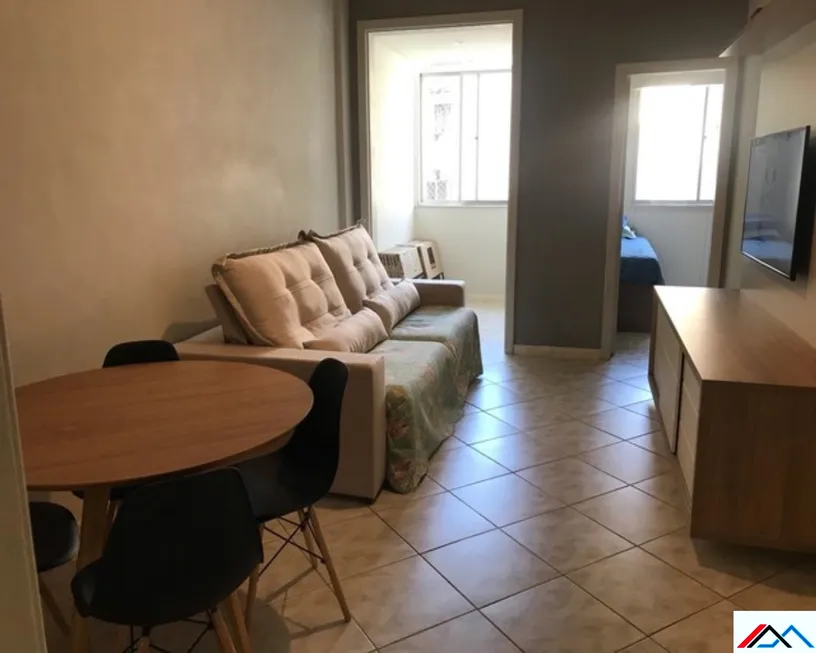 Foto 1 de Apartamento com 2 Quartos à venda, 72m² em Copacabana, Rio de Janeiro