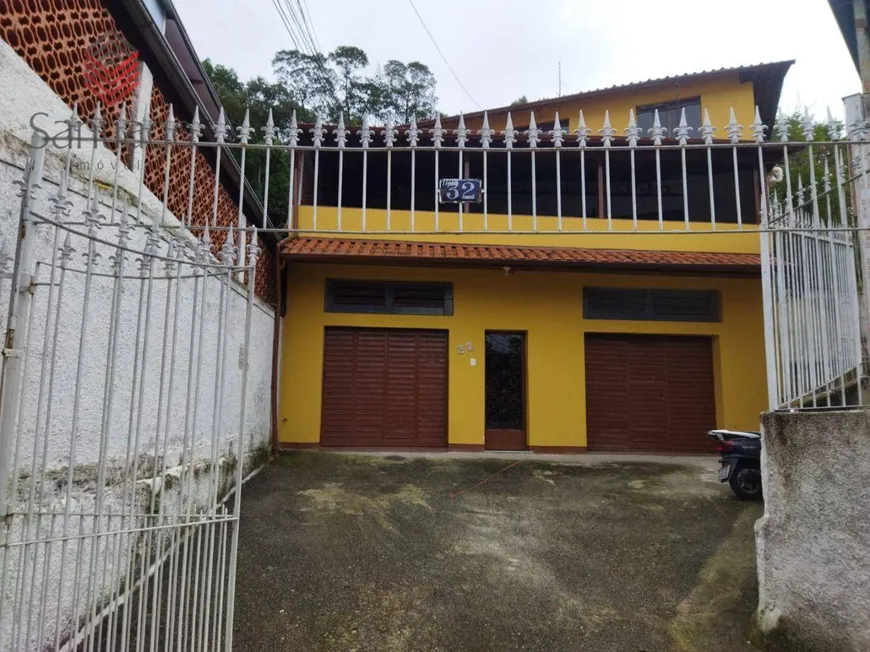Foto 1 de Casa de Condomínio com 3 Quartos para alugar, 200m² em Grajaú, Juiz de Fora