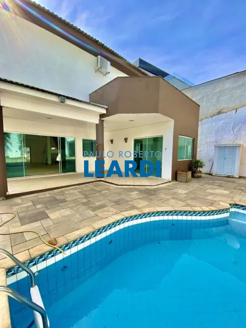 Foto 1 de Casa de Condomínio com 4 Quartos à venda, 354m² em Valville, Santana de Parnaíba