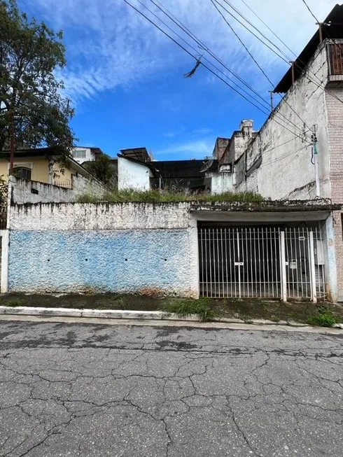 Foto 1 de Lote/Terreno à venda, 200m² em Vila Serralheiro, São Paulo