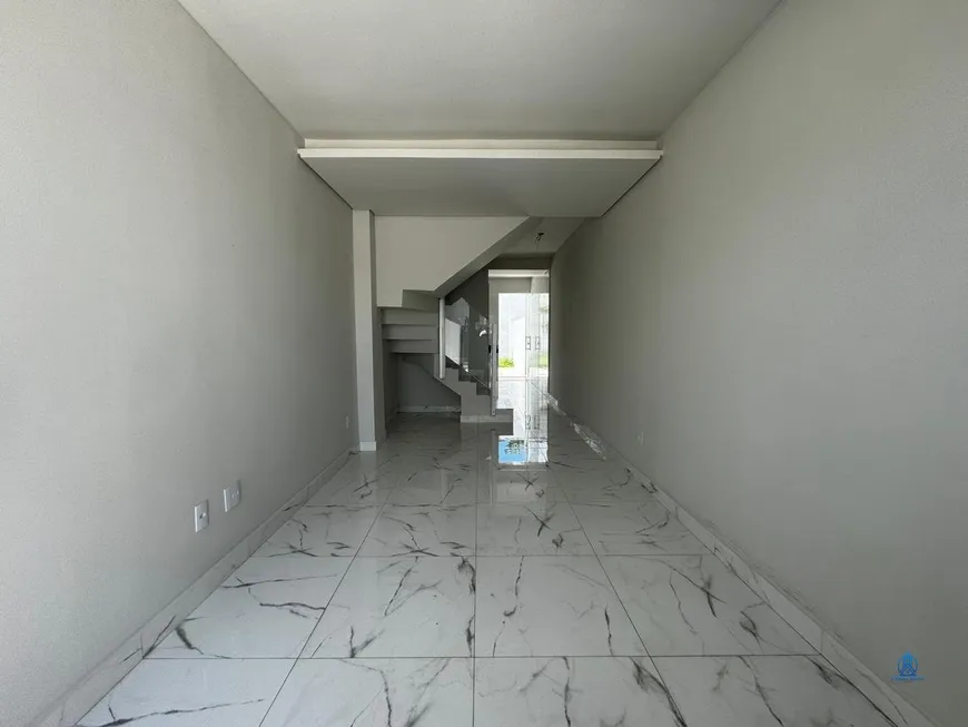 Foto 1 de Sobrado com 2 Quartos à venda, 71m² em Piratininga Venda Nova, Belo Horizonte
