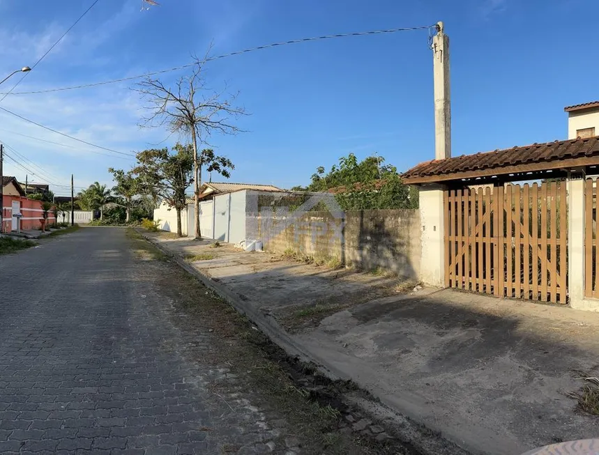 Foto 1 de Sobrado com 2 Quartos à venda, 130m² em Gaivota Praia, Itanhaém