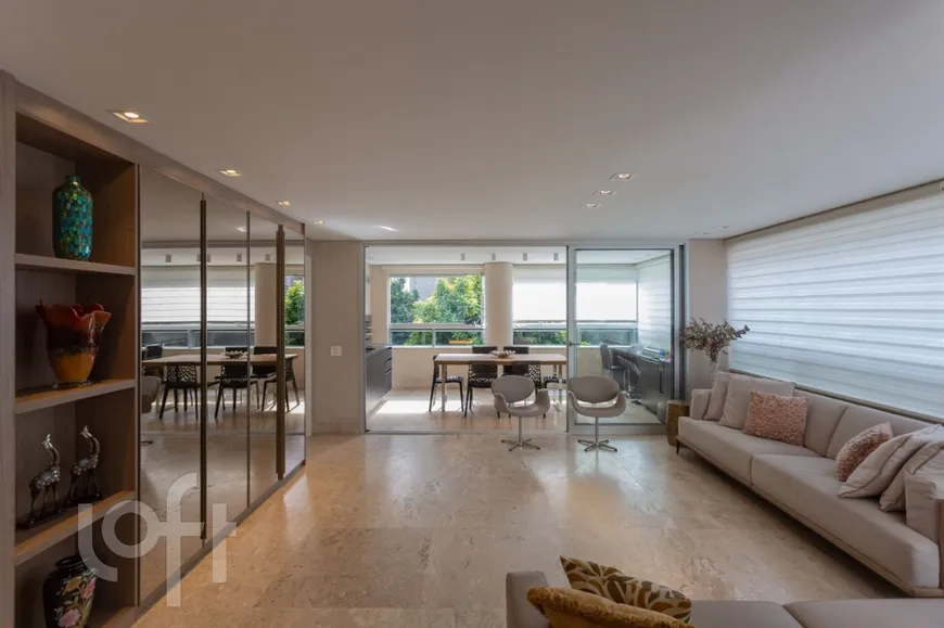 Foto 1 de Apartamento com 4 Quartos à venda, 201m² em Savassi, Belo Horizonte