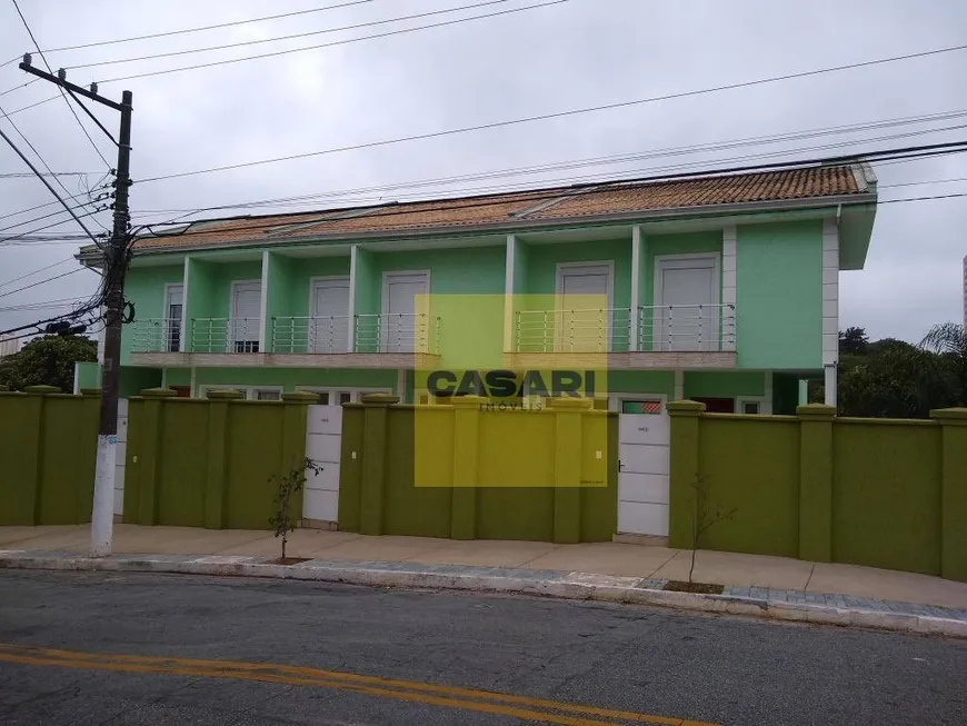 Foto 1 de Sobrado com 3 Quartos para venda ou aluguel, 240m² em Taboão, São Bernardo do Campo