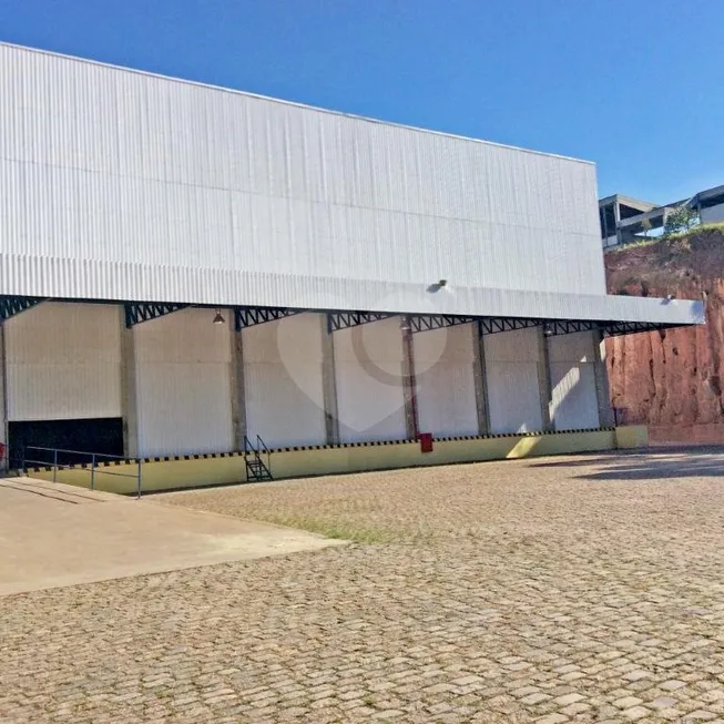 Foto 1 de Galpão/Depósito/Armazém à venda, 18000m² em Jandira, Jandira