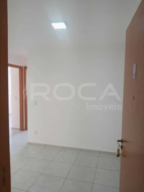 Foto 1 de Apartamento com 2 Quartos à venda, 45m² em Parque Santa Felícia Jardim, São Carlos