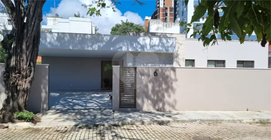 Foto 1 de Casa de Condomínio com 4 Quartos à venda, 360m² em Pituba, Salvador