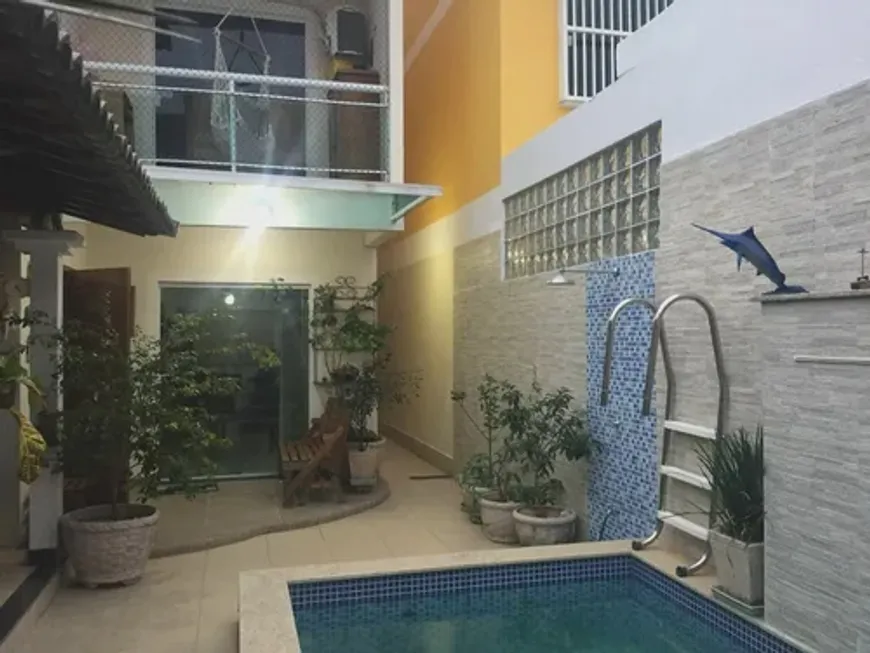 Foto 1 de Casa de Condomínio com 3 Quartos à venda, 150m² em Maitinga, Bertioga